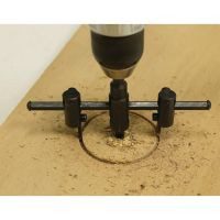 Corta circulos 1-3/16" - 4-3/4" p/tablaroca,triplay,mdf,plastico,madera